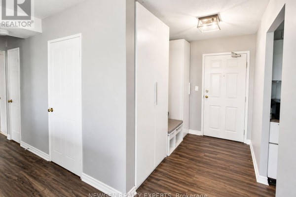 Laundry room - 405 - 18 Holborn Court, Kitchener, ON N2A4A1 Photo 5