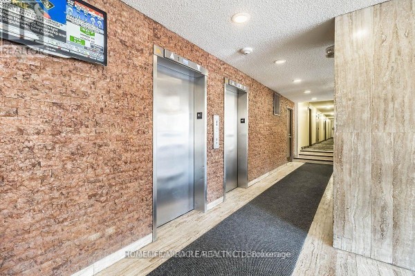 Kitchen - 405 - 335 Driftwood Avenue, Toronto, ON M3N2P3 Photo 3