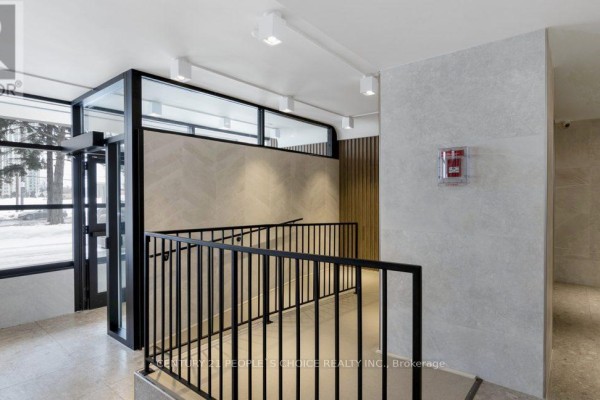 405 - 3875 Sheppard Avenue E, Toronto, ON M1T3L6 Photo 2
