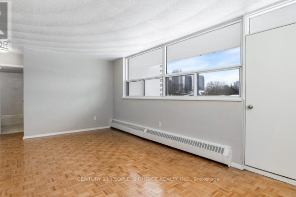 405 - 3875 Sheppard Avenue E, Toronto, ON M1T3L6 Photo 4