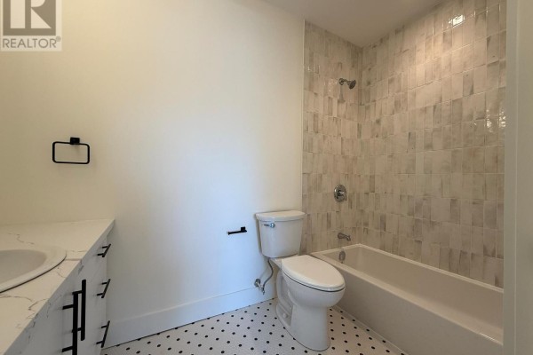 Bathroom - 405 - 604 Queen Street S, Arran Elderslie, ON N0G2N0 Photo 5