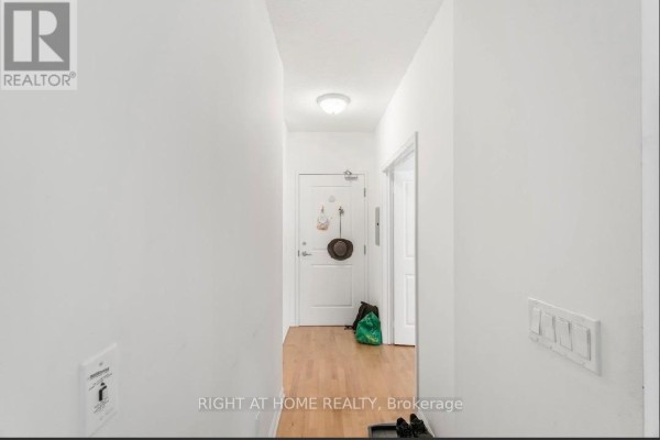 405 - 628 Fleet Street, Toronto, ON L5H4C6 Photo 3