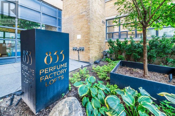 405 - 833 King Street W, Toronto