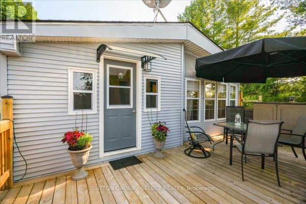 Primary Bedroom - 405 - 8685 Rock Glen Road, Lambton Shores, ON N0M1B0 Photo 4
