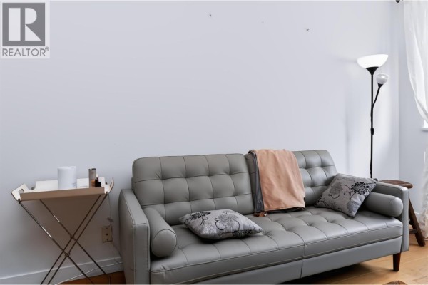 405 1072 Hamilton Street, Vancouver, BC, photo 3