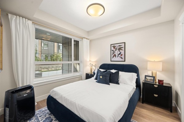 405 11063 Ravine Road, Surrey, BC V0V0V0 Photo 5