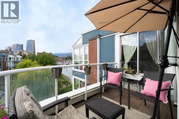 405 1502 Island Park Walk, Vancouver, BC V6H3Z8 Photo 2