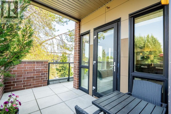 405 2214 Kelly Avenue, Port Coquitlam, BC V3C1X9 Photo 2