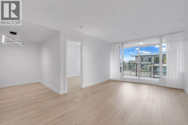 405 2785 Library Lane, North Vancouver, BC V7J0C3 Photo 2