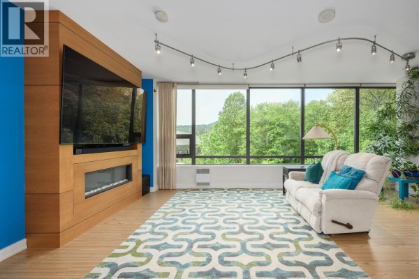 405 301 Capilano Road, Port Moody, BC V3H0G6 Photo 5