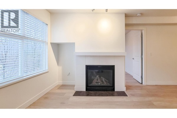 405 3260 St Johns Street, Port Moody, BC V3H0B9 Photo 4