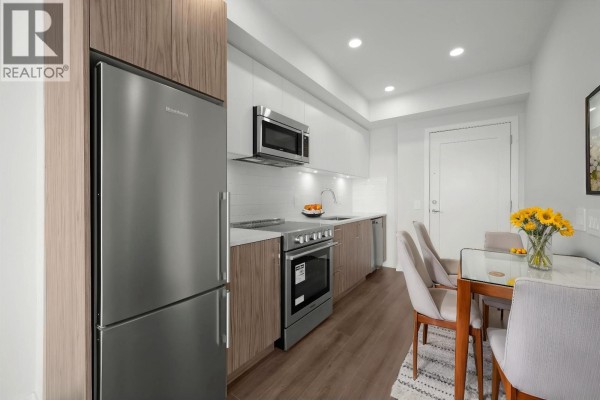 405 5535 Hastings Street, Burnaby, BC V5B1R2 Photo 4