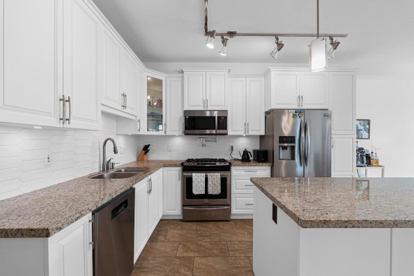 405 8157 207 Street, Langley, BC V2S0V4 Photo 5