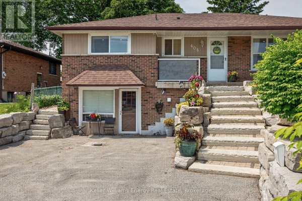 Kitchen - 405 Bernhard Crescent, Oshawa, ON L1G2B7 Photo 4
