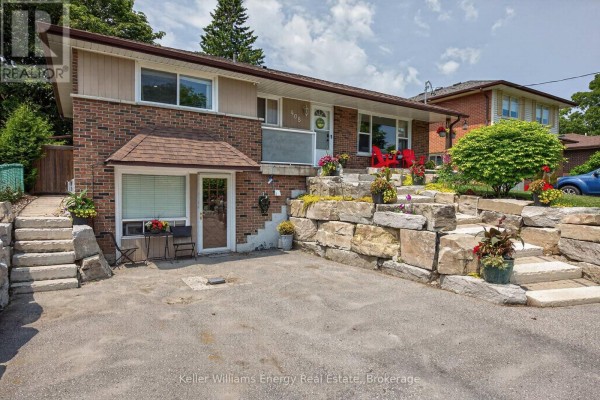Family room - 405 Bernhard Crescent, Oshawa, ON L1G2B7 Photo 5