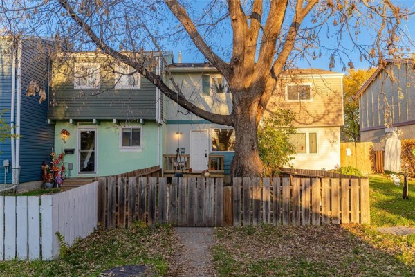 Eat in kitchen - 405 Houde Drive, Winnipeg, MB R3V1C7 Photo 4