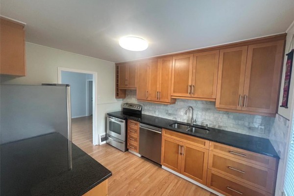 405 Monreith Street, Winnipeg, MB R2X2E4 Photo 5