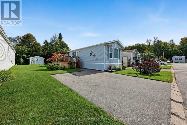 4052 Ash Crescent, Severn, ON L3V6H4 Photo 2