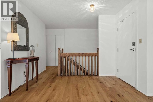 Dining room - 406, 3719b 49 Street Nw, Calgary, AB T3A2E3 Photo 3