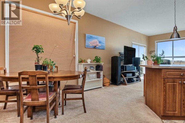 Dining room - 406, 9221 Lakeland Drive, Grande Prairie, AB T8X0B8 Photo 3