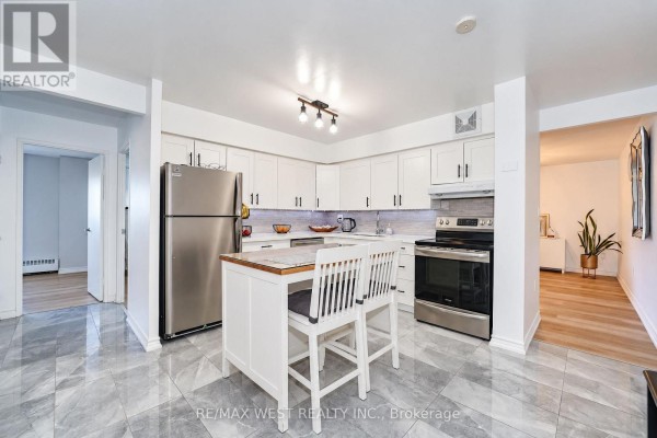 Dining room - 406 - 1100 Caven Street, Mississauga, ON L5G4N3 Photo 2