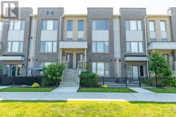 Kitchen - 406 - 1525 Kingston Road, Pickering, ON L1V0E9 Photo 4