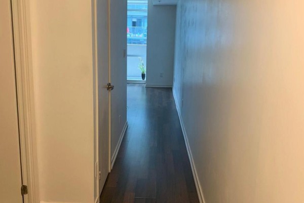 Living room - 406 - 20 Joe Shuster Way, Toronto, ON M6K0A3 Photo 2