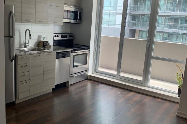 Primary Bedroom - 406 - 20 Joe Shuster Way, Toronto, ON M6K0A3 Photo 4