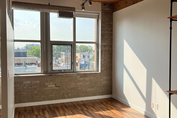 Bedroom - 406 - 2154 Dundas Street W, Toronto, ON M6R1X3 Photo 4