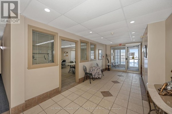 Living room - 406 - 2921 Laurier Street, Clarence Rockland, ON K4K1V2 Photo 5