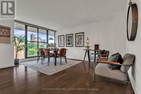 Dining room - 406 - 33 Lombard Street, Toronto, ON M5C3H8 Photo 2