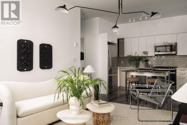 Living room - 406 - 385 Osler Street N, Toronto, ON M6N0B2 Photo 4