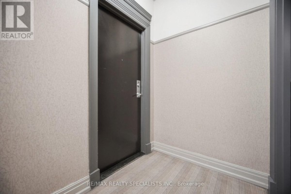 Bedroom 2 - 406 - 388 Prince Of Wales Drive, Mississauga, ON L5B0A1 Photo 5