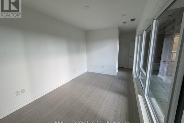 406 - 4010 Eglinton Avenue, Toronto, ON M9A0G5 Photo 5