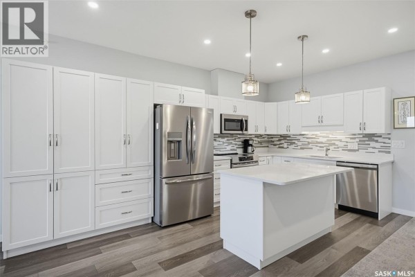 3pc Ensuite bath - 406 131 Beaudry Crescent, Martensville, SK S0K2T1 Photo 5