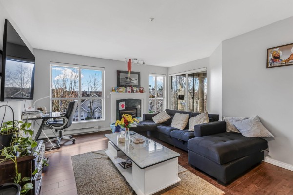 406 13727 74 Avenue, Surrey, BC V3W0M7 Photo 5