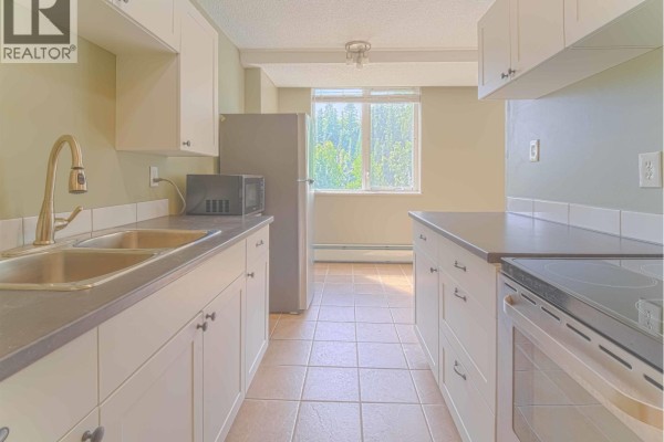 406 1501 Queensway Street, Prince George, BC, photo 2