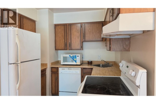 406 1717 Haro Street, Vancouver, BC V6G1H1 Photo 5