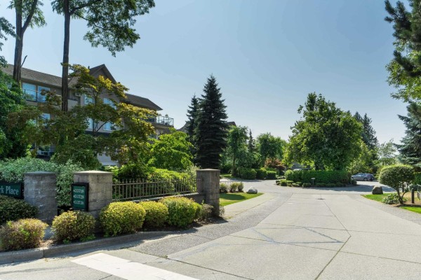 406 33718 King Road, Abbotsford, BC V2S8J3 Photo 4