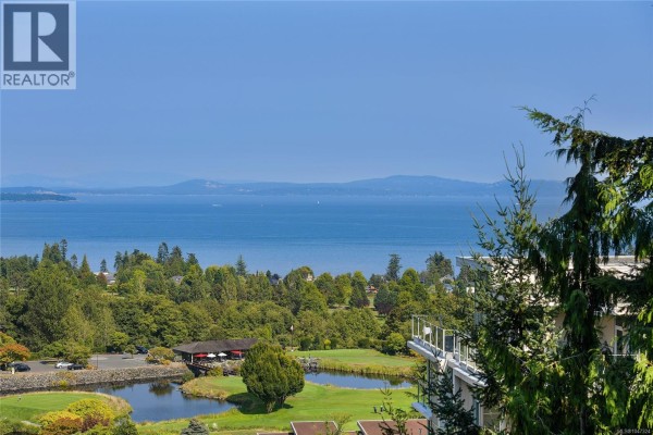 Office - 406 5388 Hill Rise Terr, Saanich, BC V8Y3K2 Photo 3