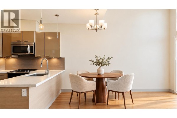 406 6875 Dunblane Avenue, Burnaby, BC V5J0G6 Photo 5