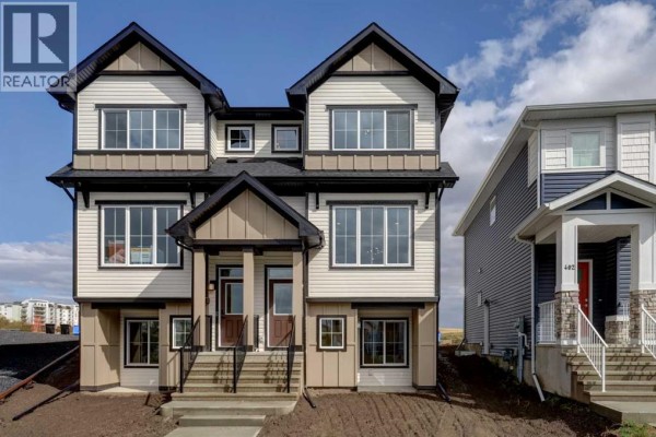 406 Carringvue Grove Nw, Calgary, AB, photo 2