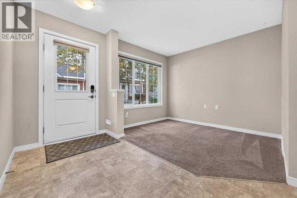 2pc Bathroom - 406 Evansridge Common Nw, Calgary, AB T3P0P3 Photo 5