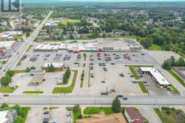406 Lakeshore Drive, North Bay, ON P1A2C6 Photo 4
