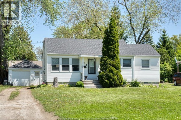 4062 Roseland Drive East, Windsor, ON, photo 2