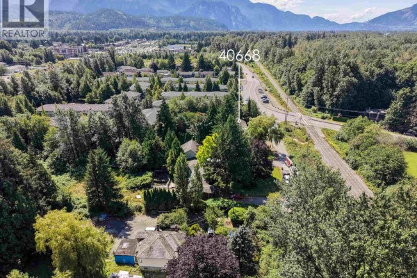40668 Olson Road, Squamish, BC V0N1T0 Photo 4