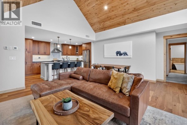 Bedroom - 407, 707 Spring Creek Drive, Canmore, AB T1W0C5 Photo 4