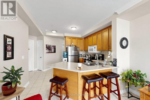 407 - 112 Simcoe Road, Bradford West Gwillimbury, ON L3Z1Y2 Photo 3