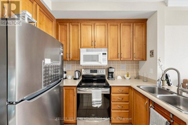 407 - 112 Simcoe Road, Bradford West Gwillimbury, ON L3Z1Y2 Photo 4