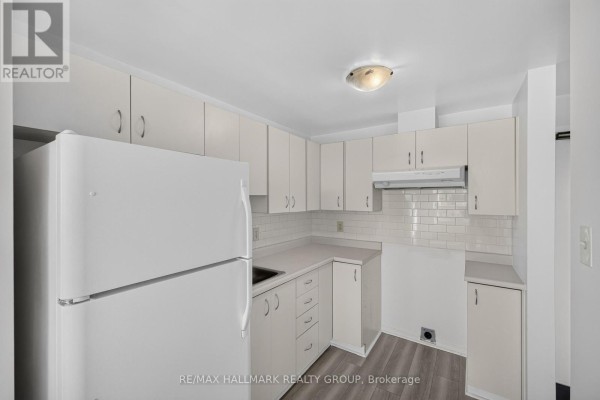 Primary Bedroom - 407 - 1177 Belanger Avenue, Ottawa, ON K1H8N7 Photo 5
